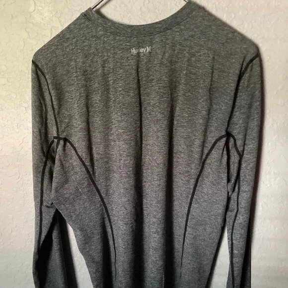 Hurley Womens Workout Top (XL) - Picture 2 of 3